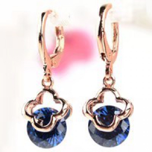 四葉草(cǎo)銀(yín)耳環