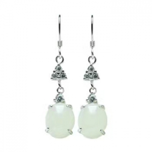 寶石銀(yín)耳環