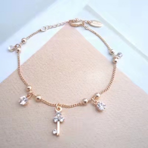 時(shí)尚銀(yín)手镯