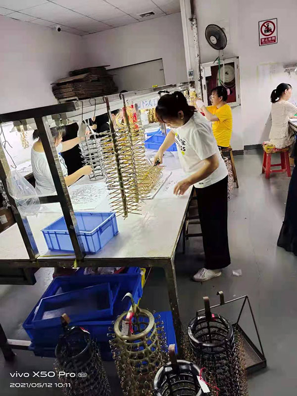 銅銀(yín)工(gōng)藝(圖12)