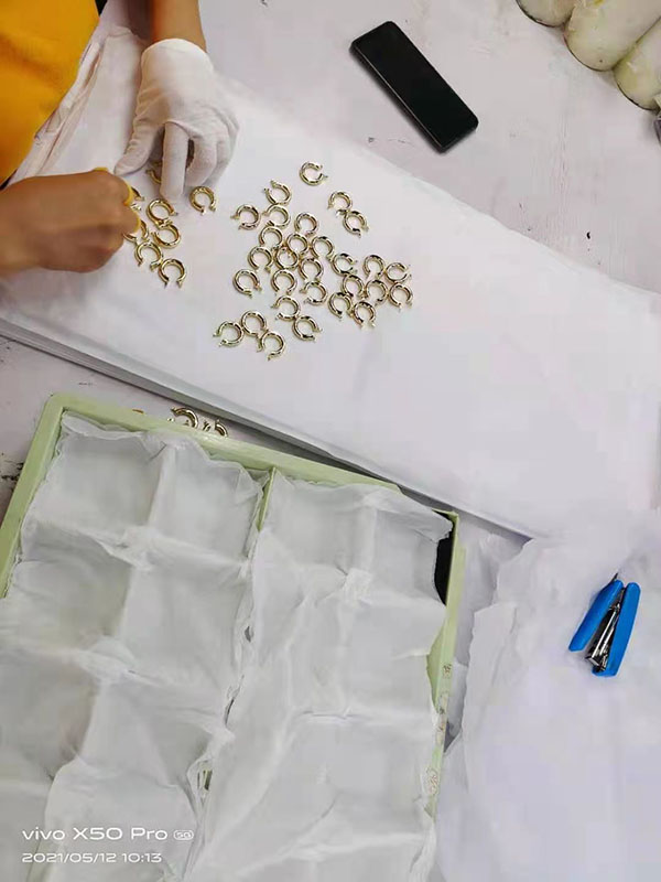 銅銀(yín)工(gōng)藝(圖13)