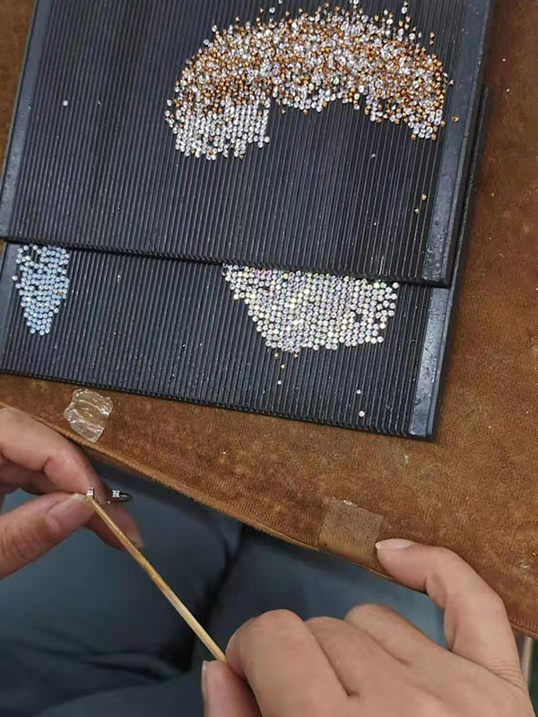 銅銀(yín)工(gōng)藝(圖14)