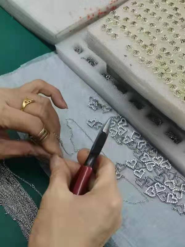 銅銀(yín)工(gōng)藝(圖15)