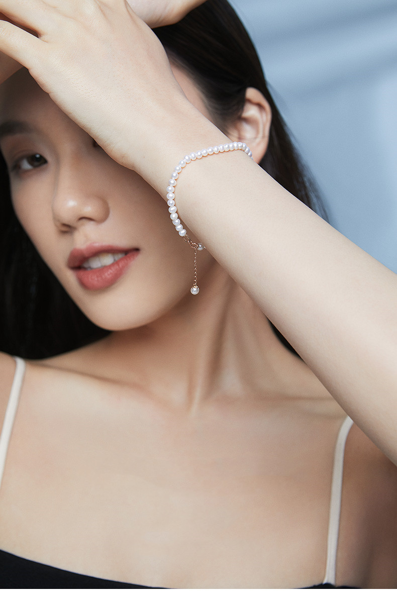 午後星光(guāng)的(de)那(nà)條手鏈