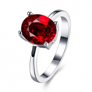 水(shuǐ)晶銀(yín)戒指