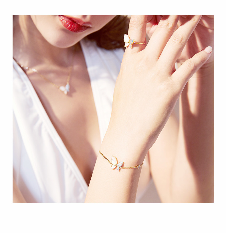 首飾搭配的(de)3個(gè)小(xiǎo)技(jì)巧