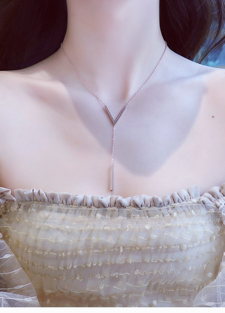 如(rú)何辨别一(yī)家(jiā)銀(yín)飾品廠(chǎng)的(de)好(hǎo)壞