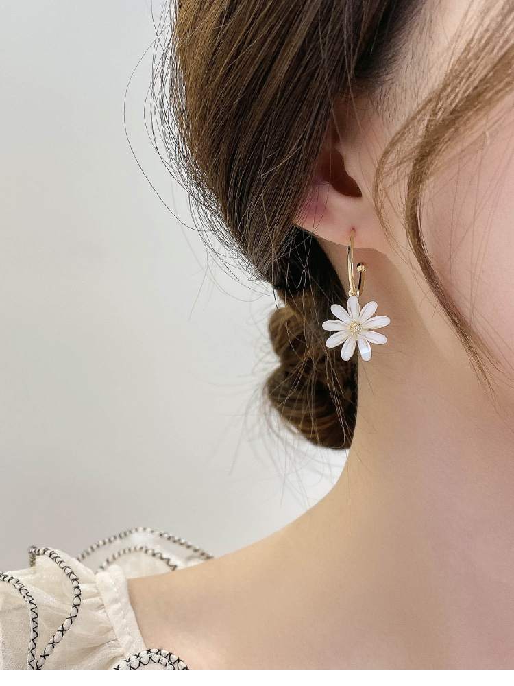 飾品廠(chǎng)報(bào)價為(wèi)何會(huì)與電(diàn)鍍息息相(xiàng)關