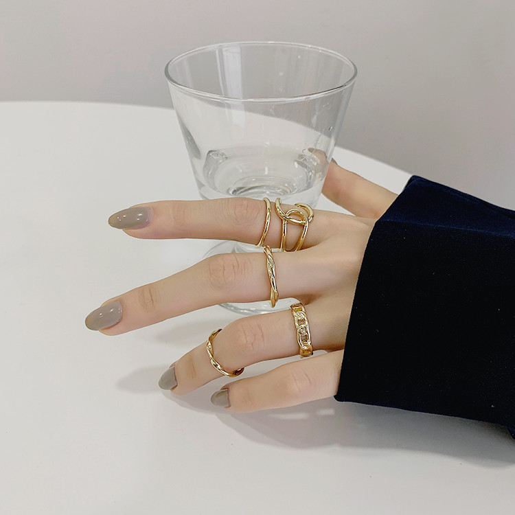 戒指的(de)搭配方法