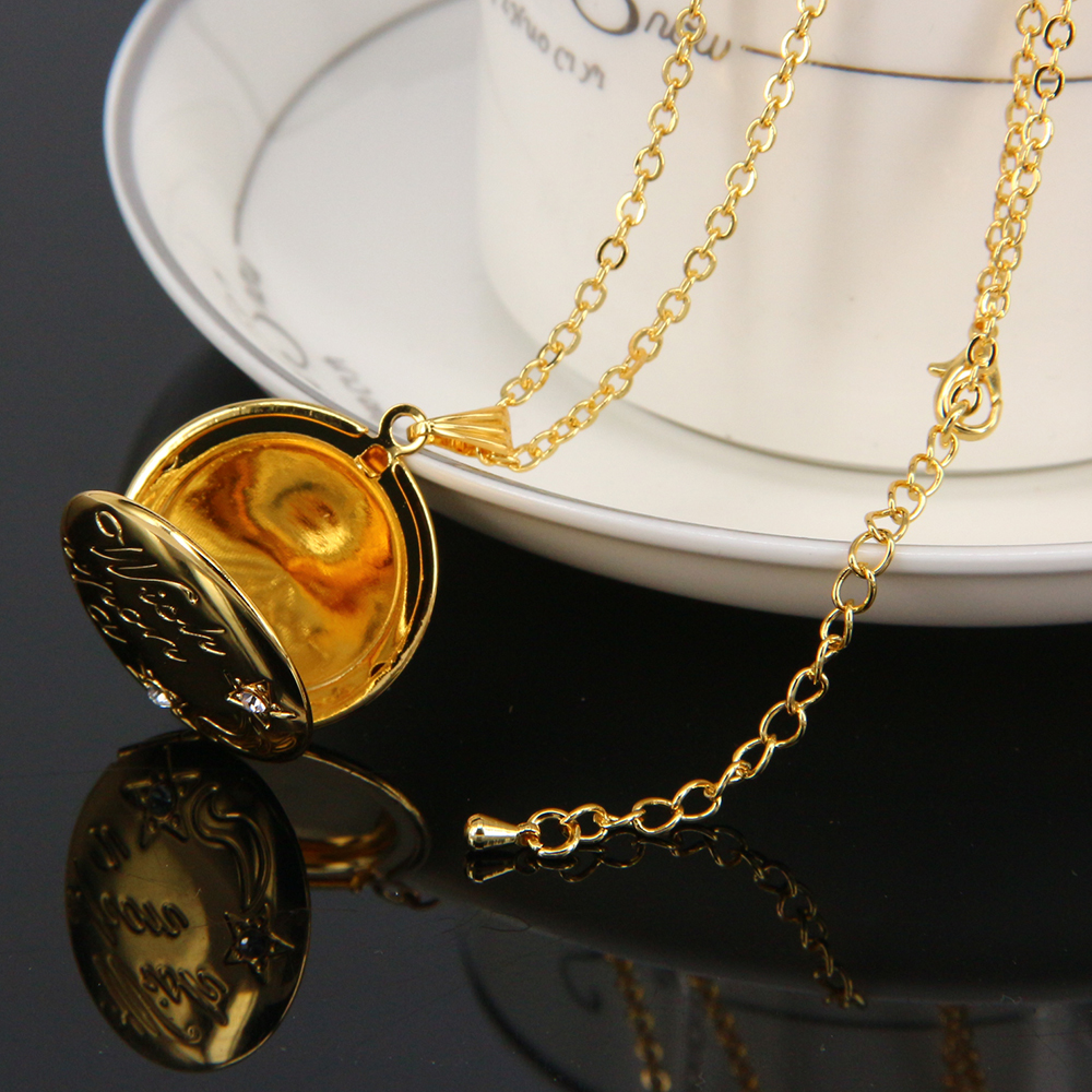 銀(yín)飾品可(kě)以采用(yòng)真空(kōng)電(diàn)鍍嗎(ma)