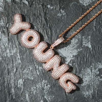 如(rú)何判斷一(yī)家(jiā)嘻哈飾品廠(chǎng)的(de)好(hǎo)與不(bù)好(hǎo)