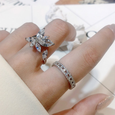 避免銀(yín)飾品發黑(hēi)、發黃(huáng)的(de)小(xiǎo)技(jì)巧