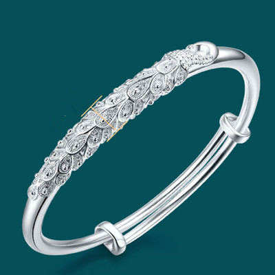 銀(yín)手镯廠(chǎng)會(huì)接受定制(zhì)一(yī)個(gè)銀(yín)手镯嗎(ma)