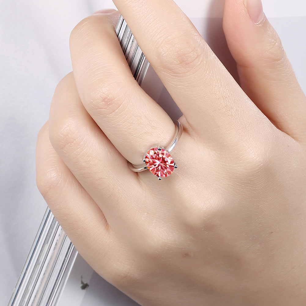 系在戒指上(shàng)的(de)承諾