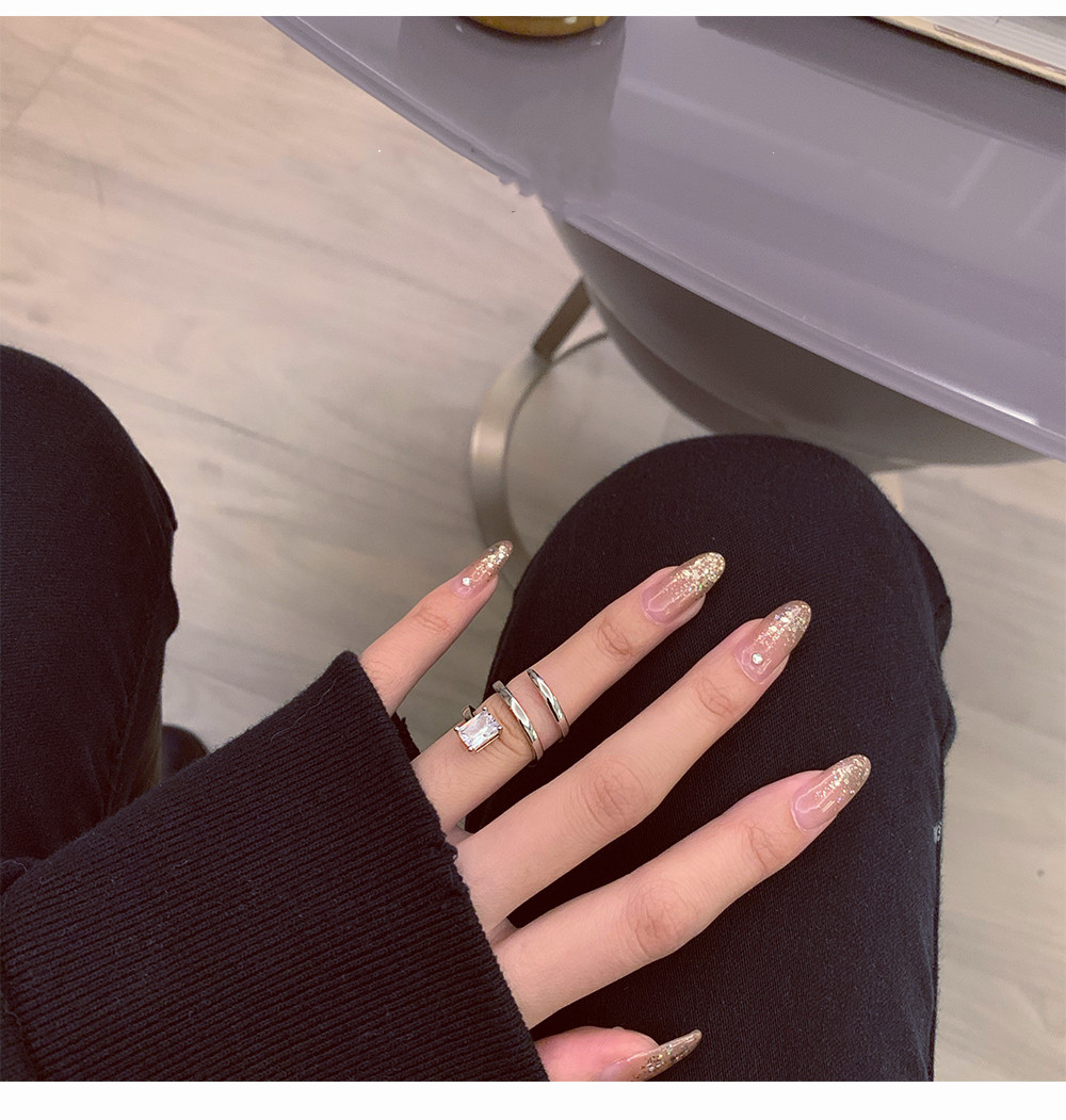 開(kāi)口戒指不(bù)是(shì)不(bù)适合所有(yǒu)人(rén)佩戴